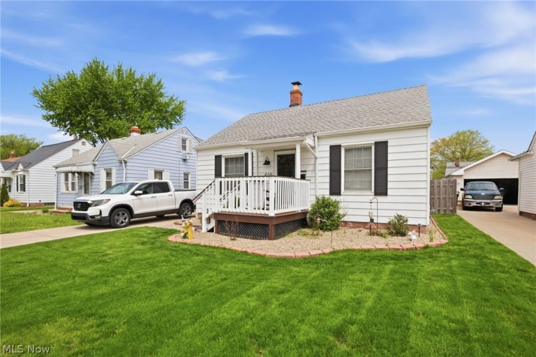 419 326th Street, Willowick, OH - Photo 3