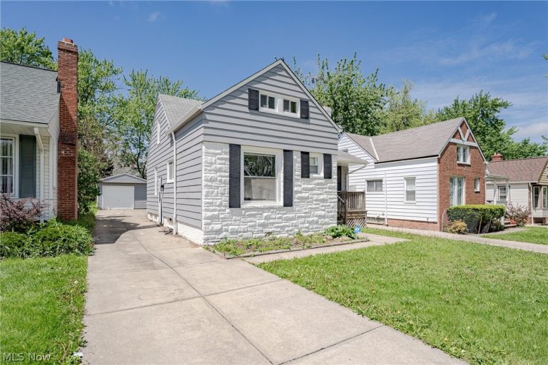 5264 117th Street, Garfield Heights, OH - Photo 2