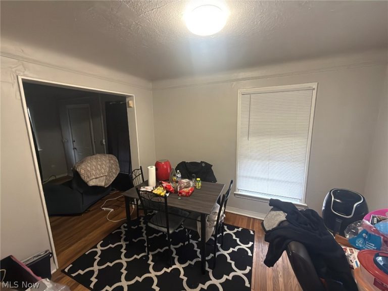 17316 Throckley Avenue, Cleveland, OH - Photo 3