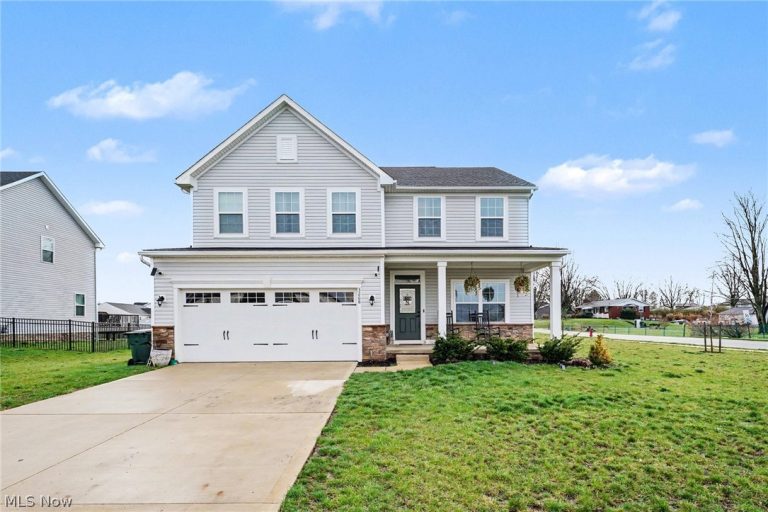 3268 Stoneleigh Road, Canton, OH, 44721