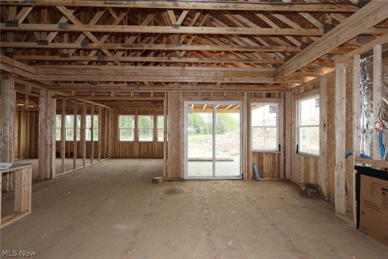 2433 Merriment Drive, Amherst, OH - Photo 6