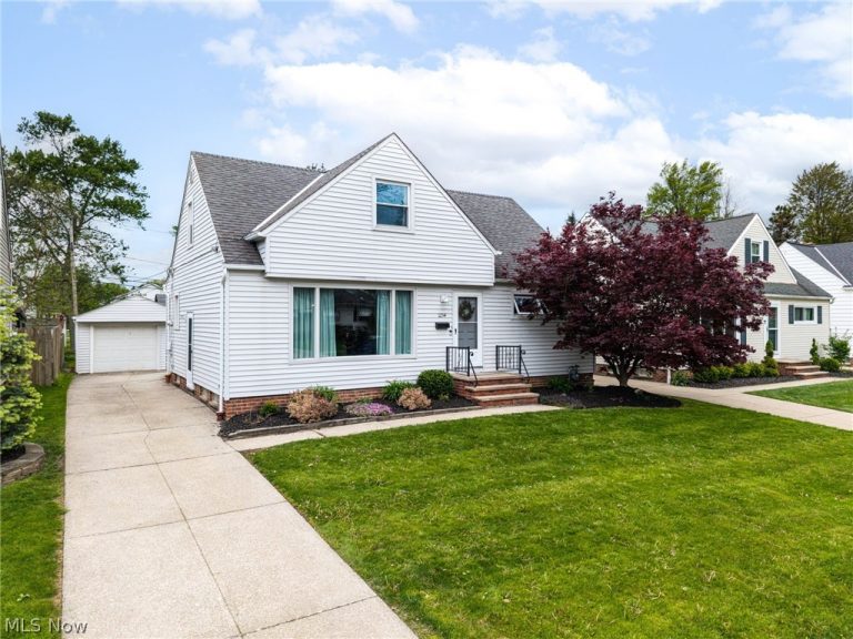 1234 Miner Road, Mayfield Heights, OH - Photo 2