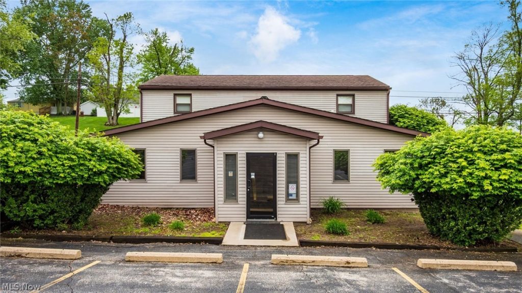 870 Orchard Hill Road, Zanesville, OH