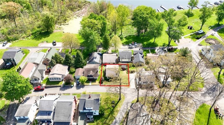 8177 Cleveland Massillon Road #33, Clinton, OH - Photo 4