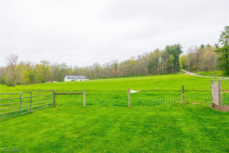 14655 Township Road 213, Lakeville, OH - Photo 2