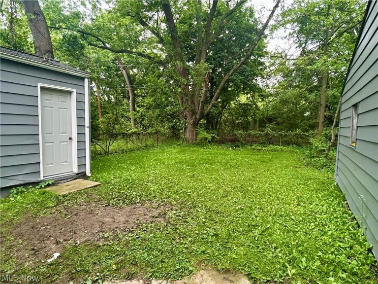 1276 Frederick Boulevard, Akron, OH - Photo 3