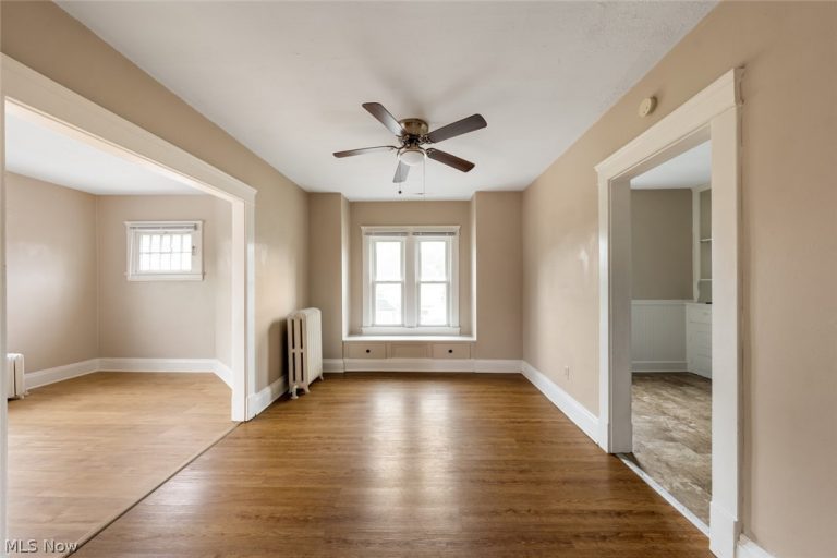 1235 Donald Avenue #Upper North, Lakewood, OH - Photo 6
