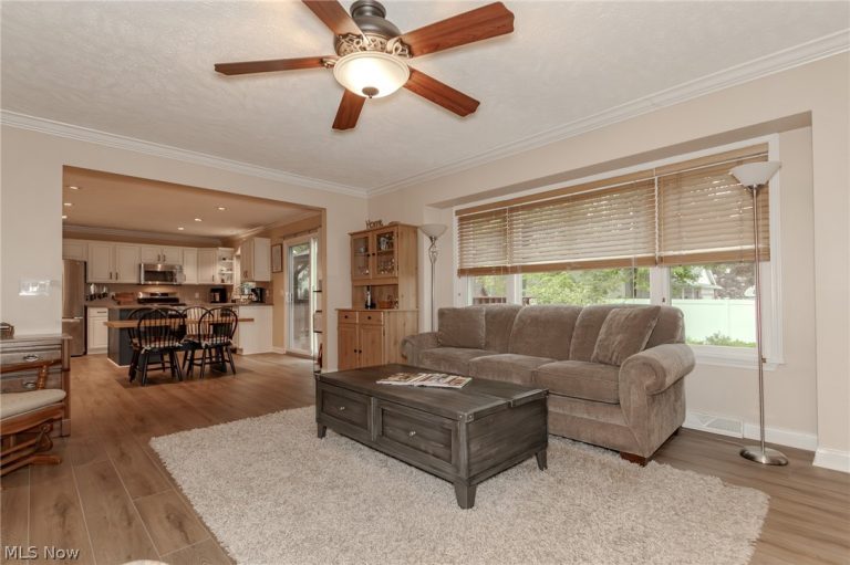 755 Misty Lane, Painesville Twp, OH - Photo 6