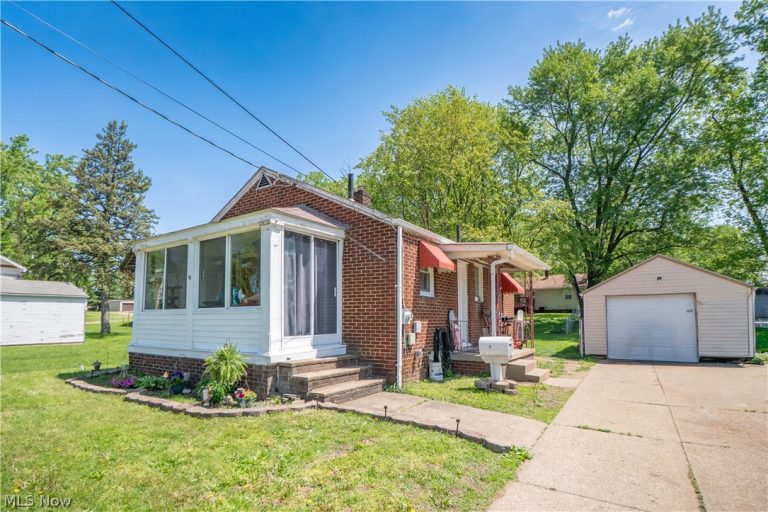 462 Fenton Avenue, Canton, OH, 44704