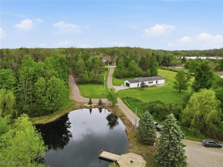 16159 & 16167 Gar Highway, Montville, OH - Photo 2