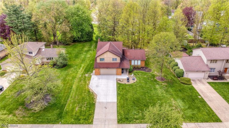 5062 Lansdowne Drive, Solon, OH - Photo 6
