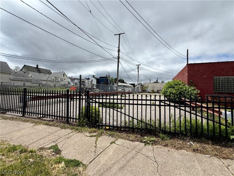 3610-3620 Superior Avenue, Cleveland, OH - Photo 4