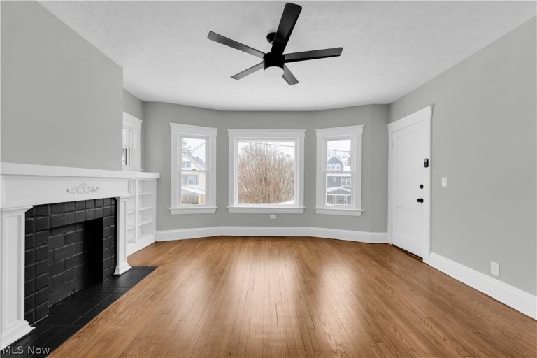 2638 126th Street #2/UP, Cleveland, OH - Photo 4