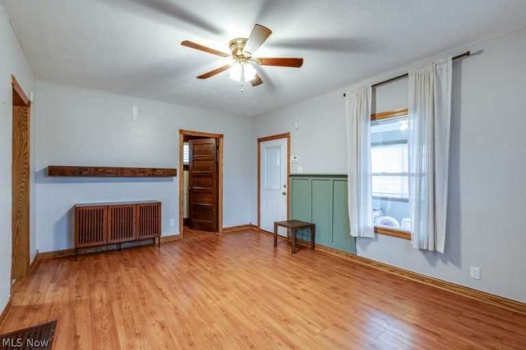 3027 Glen Place, Canton, OH - Photo 8