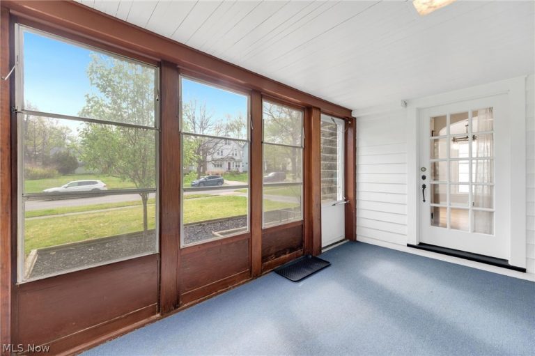 1132 Yellowstone Road, Cleveland Heights, OH - Photo 4