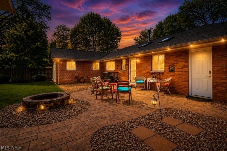 7580 Primrose Drive, Mentor on the Lake, OH - Photo 4