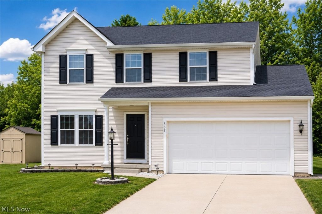 867 Starr Ridge Street, Massillon, OH