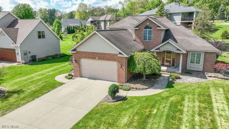 113 Howard Drive, Dover, OH, 44622