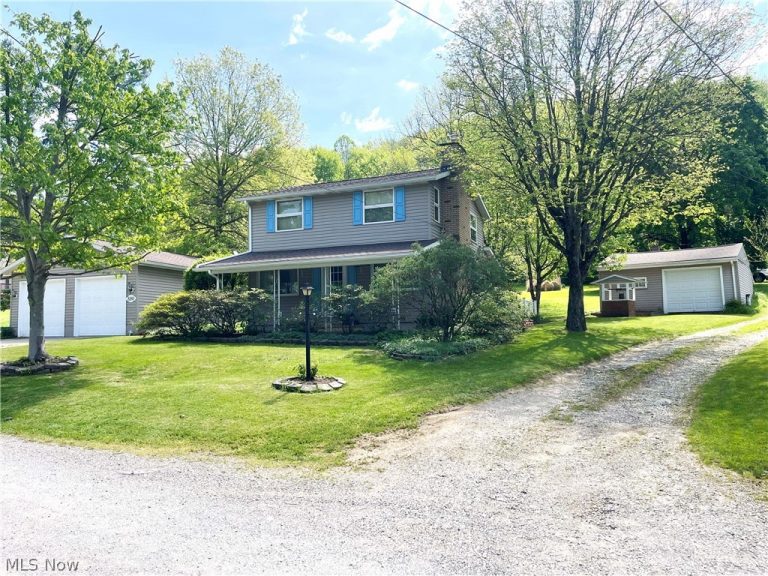 8180 Maple Street, Sherrodsville, OH, 44675