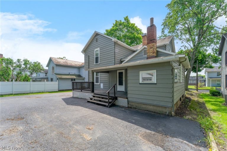 119 Main Street, Leetonia, OH - Photo 6