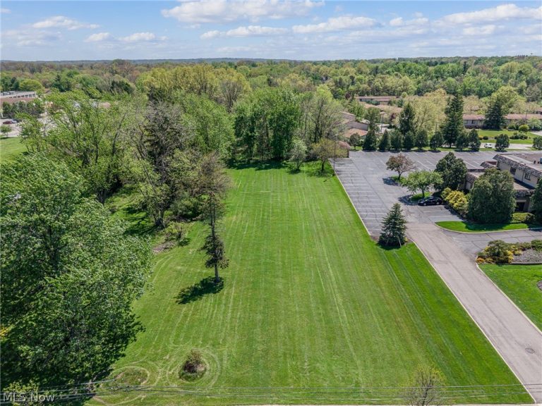 7305 Pearl, Middleburg Heights, OH - Photo 5