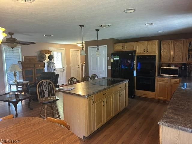 454 Oaknoll Drive, Amherst, OH - Photo 6