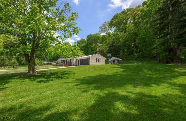6105 Wolf Run Road, Dennison, OH - Photo 3
