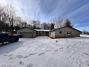 228 Hartman Road, Wadsworth, OH - Photo 2