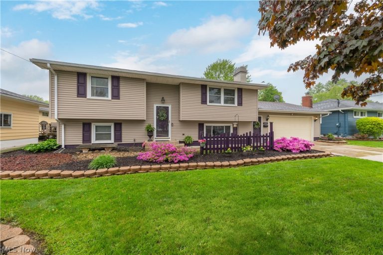 640 Martin Avenue, Amherst, OH - Photo 2
