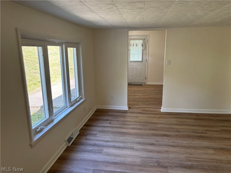 300 Henry, East Liverpool, OH - Photo 6