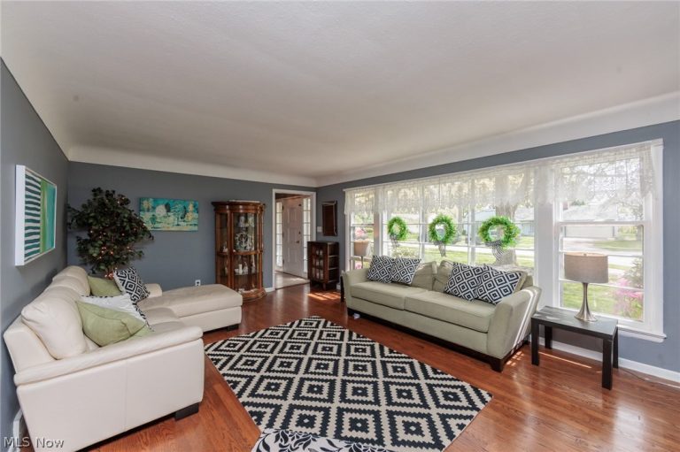 22636 Locust Lane, Rocky River, OH - Photo 4
