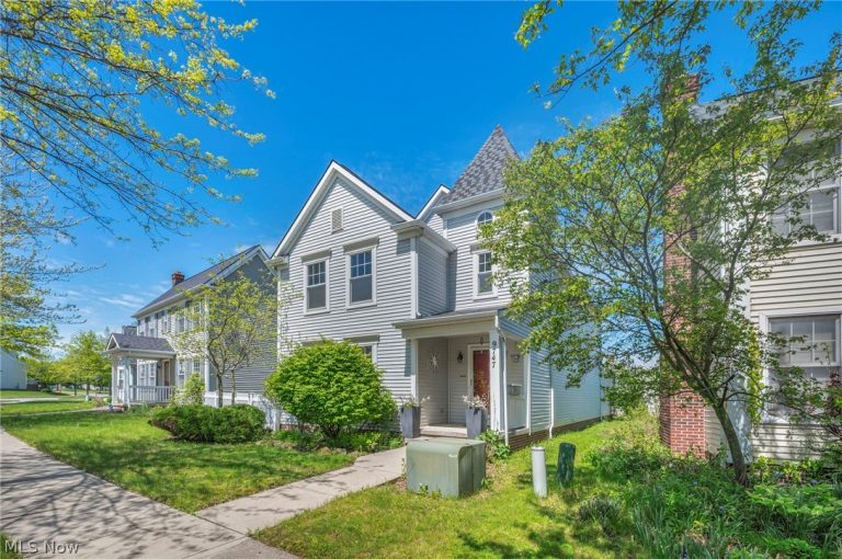 9747 Gates Avenue, Cleveland, OH - Photo 4