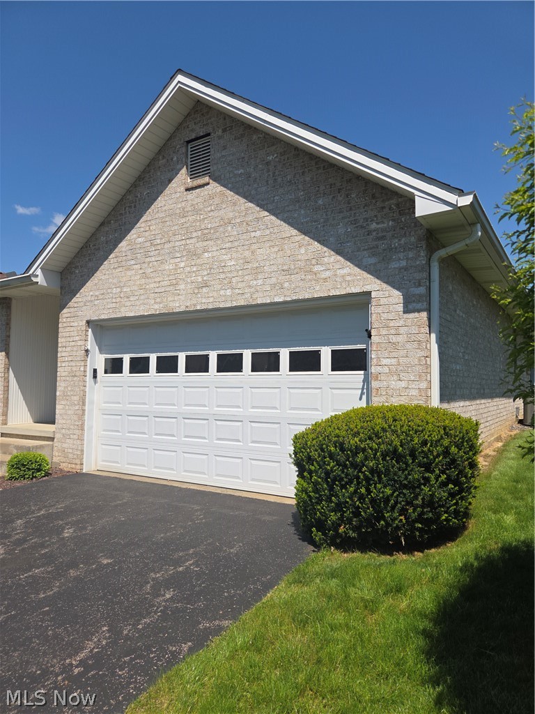 193 Mathews Road, Boardman, OH - Photo 6