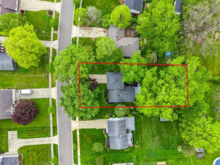 9331 Fairfield Drive, Twinsburg, OH - Photo 5