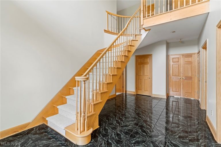 6065 Saint Elia Court, Canfield, OH - Photo 2