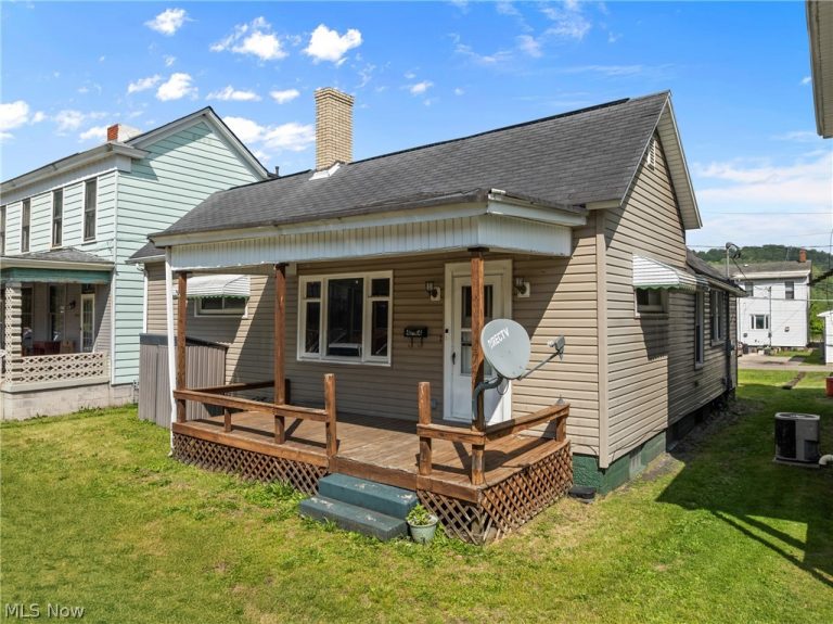 4744 Noble Street, Bellaire, OH - Photo 3