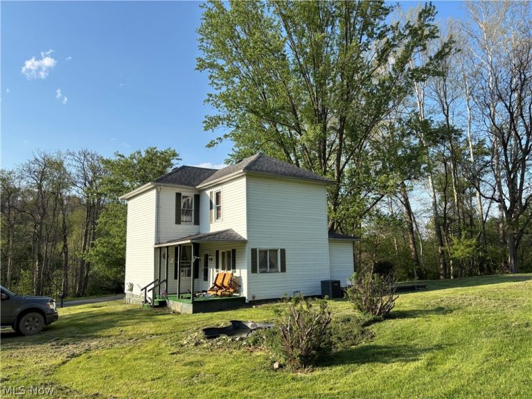 2840 Darlington Drive, Zanesville, OH - Photo 2