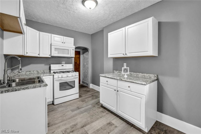 3200 Audubon Boulevard, Cleveland, OH - Photo 5