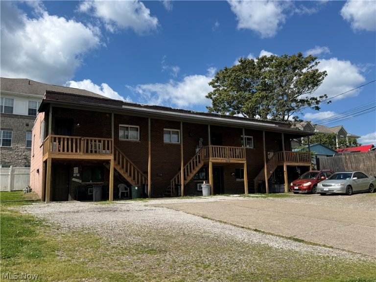 3010 Camden Avenue, Parkersburg, WV - Photo 2