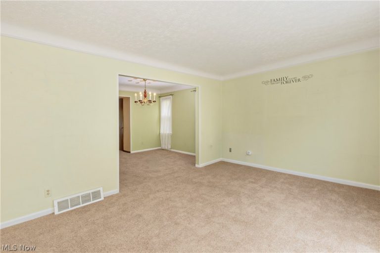 4809 Westbourne Road, Lyndhurst, OH - Photo 4