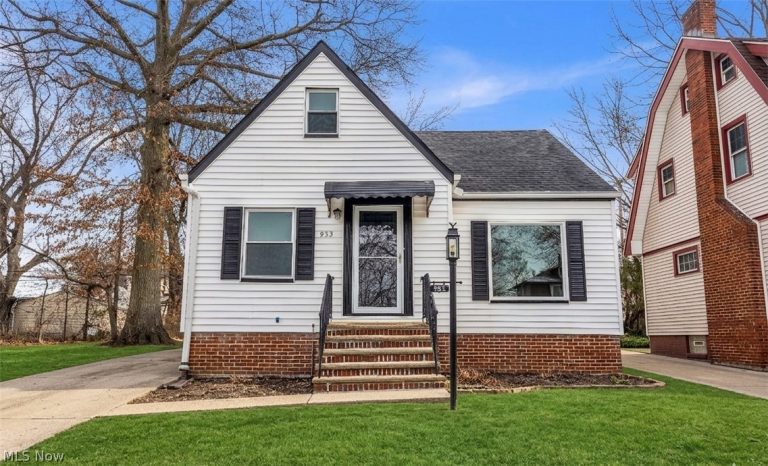 953 Whitby Road, Cleveland Heights, OH, 44112