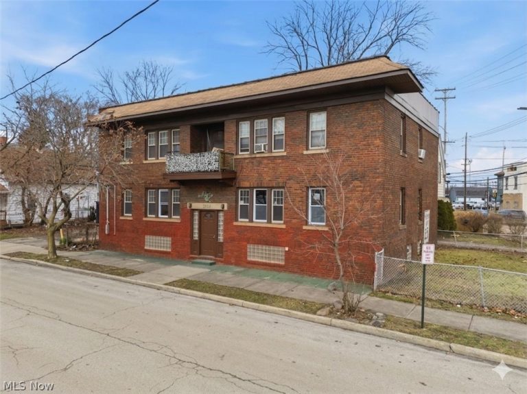 3384 63rd Street, Cleveland, OH - Photo 3