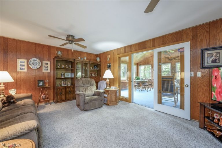 14500 Broadwood Drive, Burton, OH - Photo 8