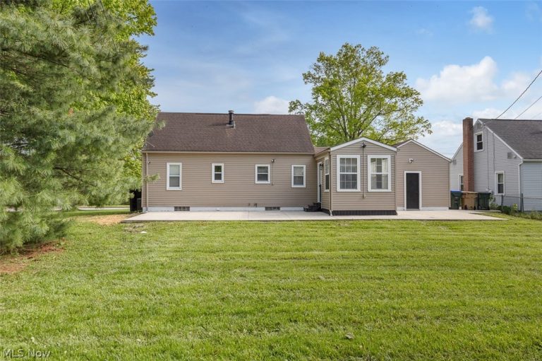 67 Pierce Avenue, Cuyahoga Falls, OH - Photo 6