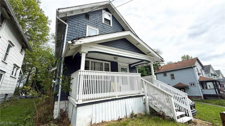 987 Boone Street, Akron, OH - Photo 4