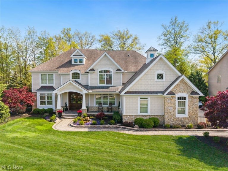 32461 Legacy Pointe Parkway, Avon Lake, OH, 44012