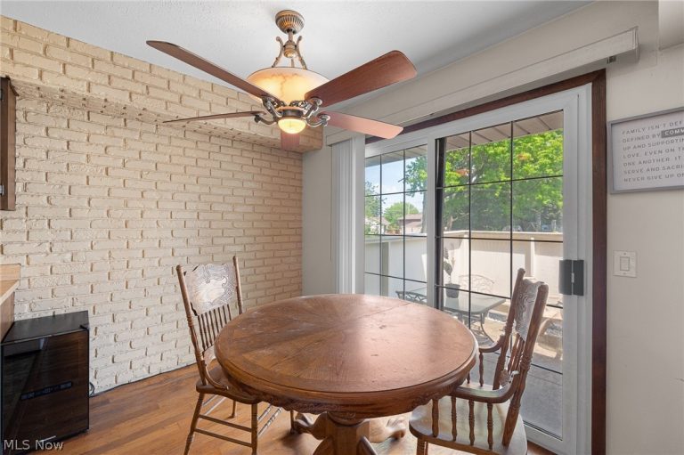 17220 Sheldon Court #48B, Brook Park, OH - Photo 6
