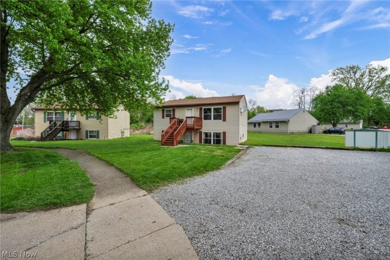 1529 Benjamin Court, Kent, OH - Photo 2