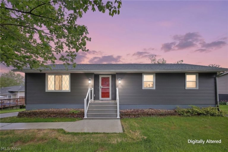 3285 Lakewood Drive, Zanesville, OH - Photo 2