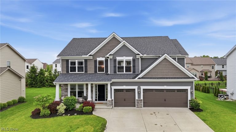 4801 Stag Thicket Lane, Brunswick, OH - Photo 2